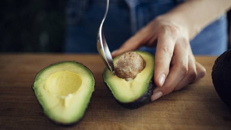 آووکادو میوه موثر برای بالا بردن فشار خون پایین