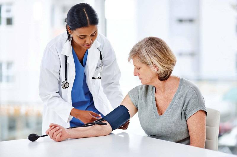 گزینه‌های درمانی برای فشار خون پایین در بانوان